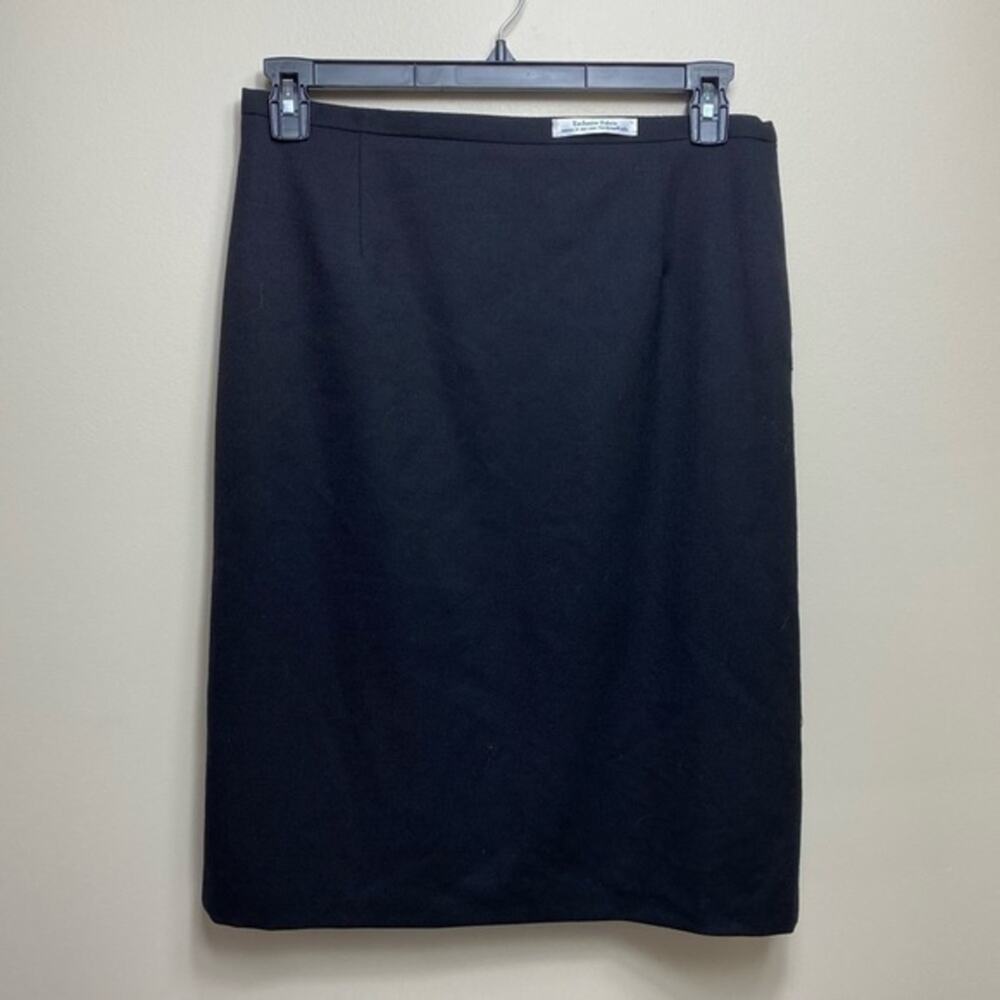 NWOT Pendleton pencil skirt petite. 10P. Black 100% virgin wool